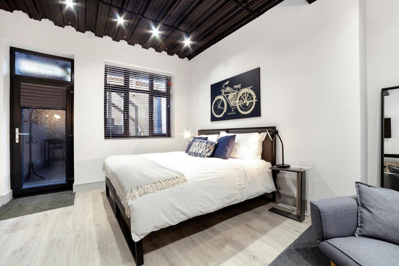 Modern Luxury Studios Лондон Екстериор снимка